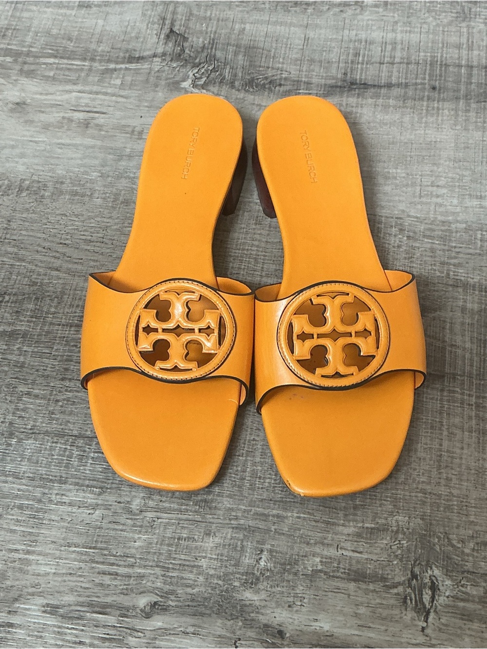 Tory Burch BOMBE MILLER SLIDE Vibrant Orange Size 10 Calf Leather Logo